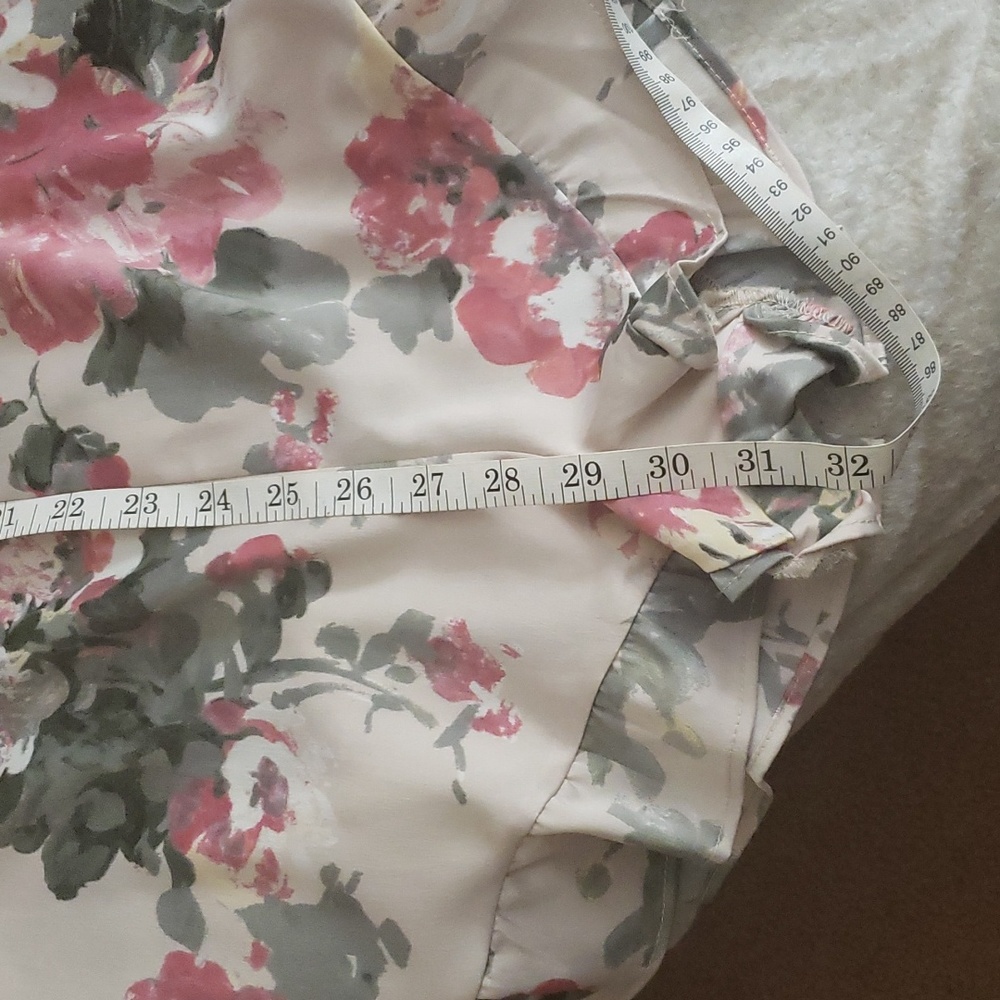 BEBE SATIN JUMPER ROMPER - Picture 9 of 9
